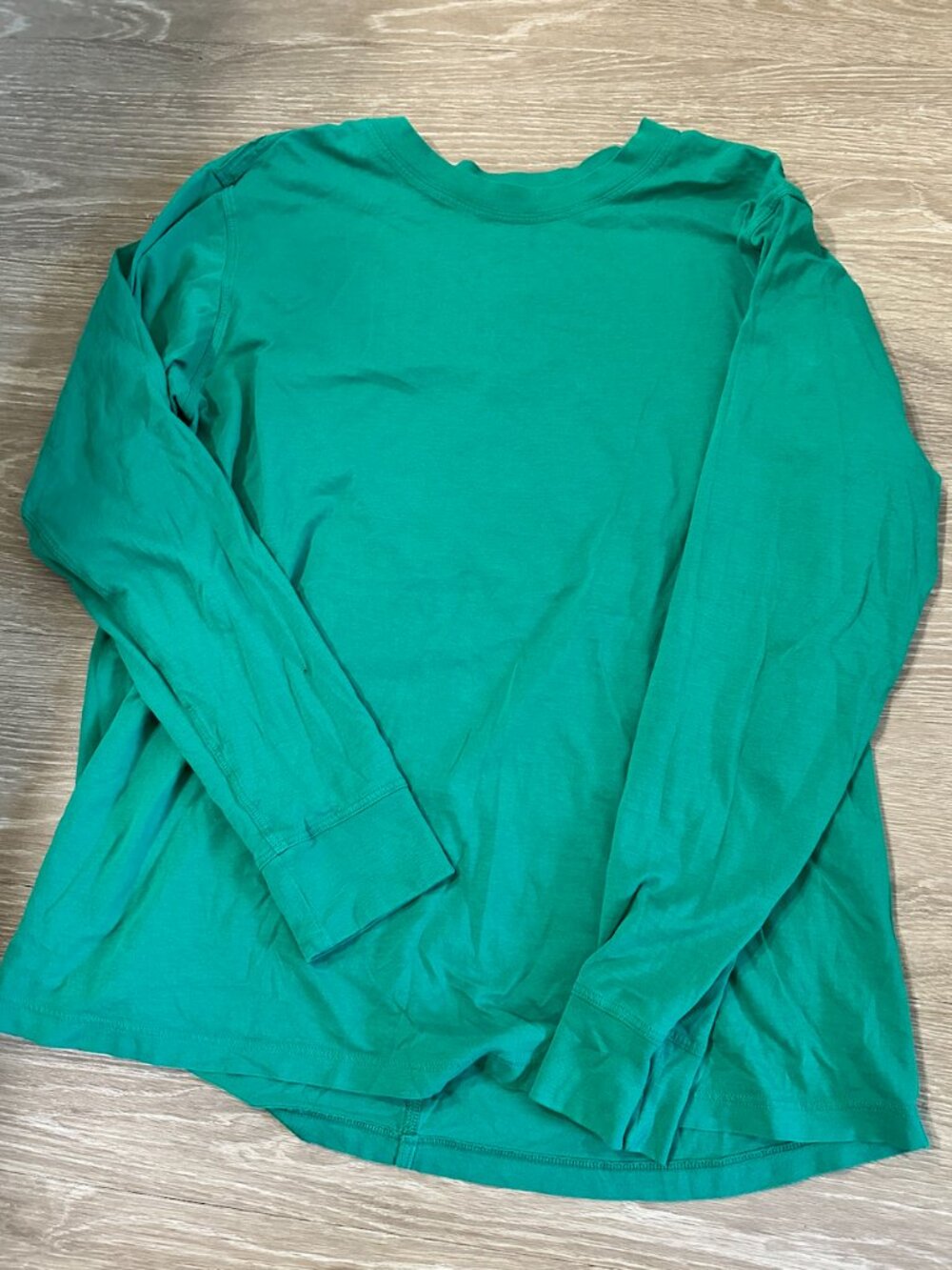 Lululemon Long Sleeve Work Out Tee Green Size 8/M